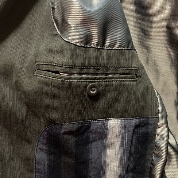 Mantles Jacket - Picture 12 of 14